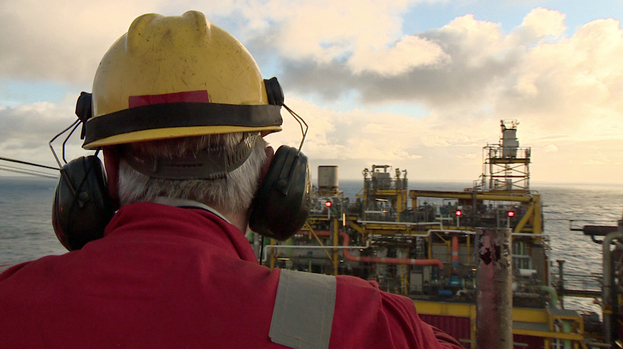 Repsol to Cut 1,500 Jobs Amid Slumping Oil Prices