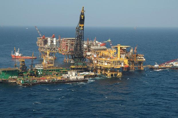 India weighs investing up to $20 billion in Iran energy industry
