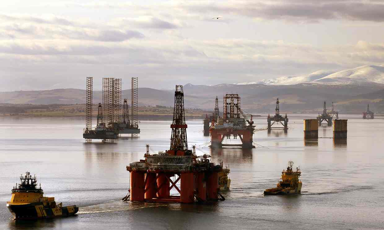 Scotland's Economy Hit By Oil Price Collapse, Says Thinktank